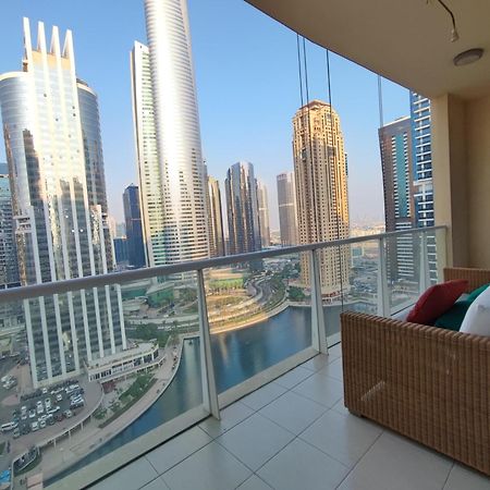 One Bedroom Apartment With Pool & Gym Near Marina Dubái Exterior foto